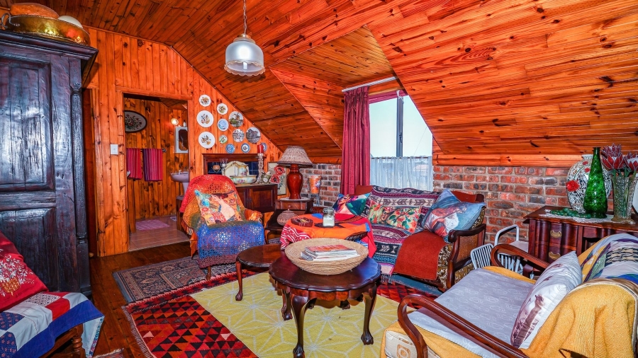 6 Bedroom Property for Sale in Mossel Bay Rural Western Cape